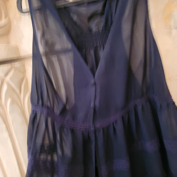 Top - Picture 7 of 7